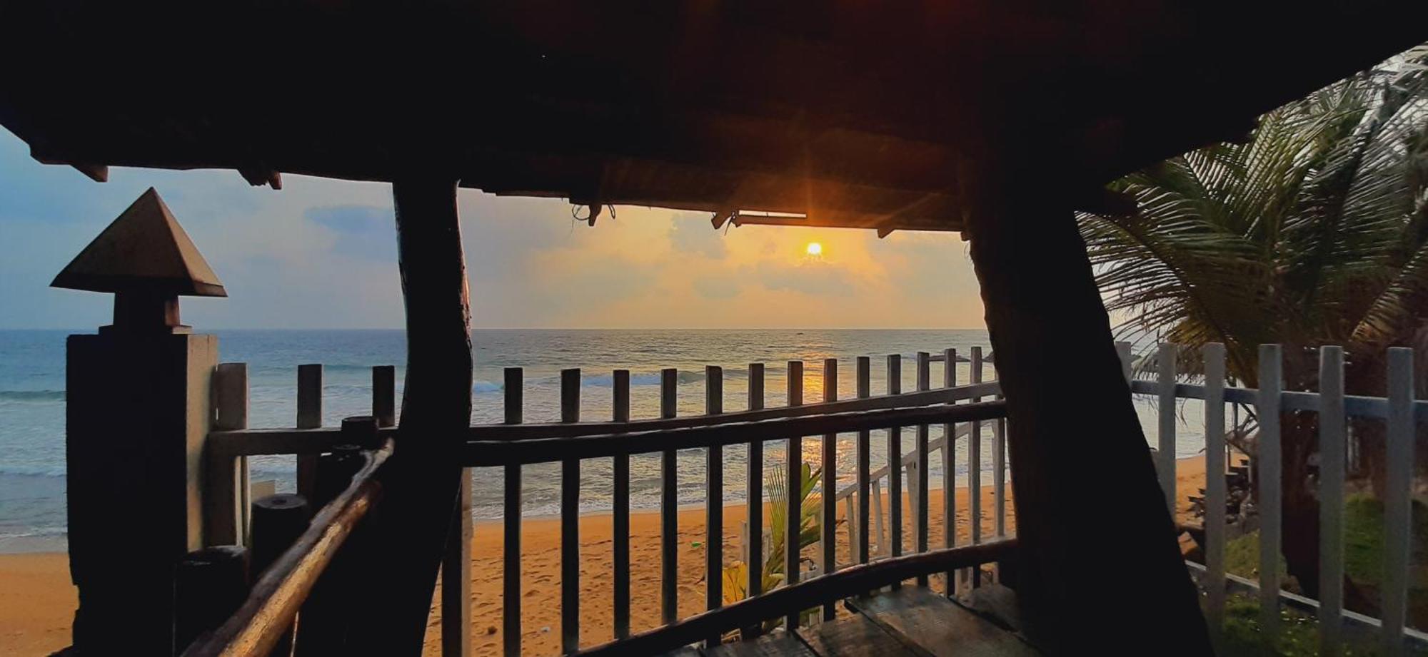 Luna Beach Home & Cabanas Galle Luaran gambar